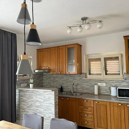 Matea Apartman *